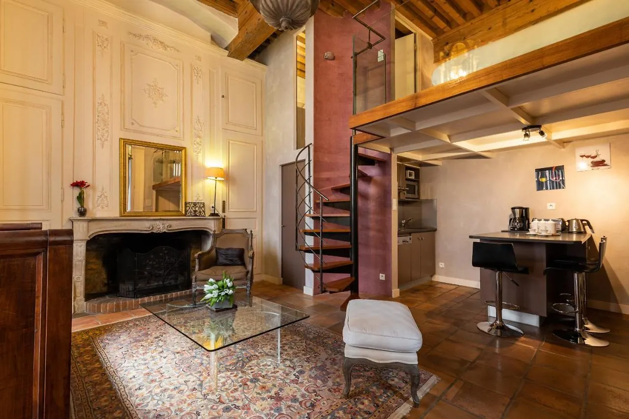Dify Tour Rose Apartment Lyon