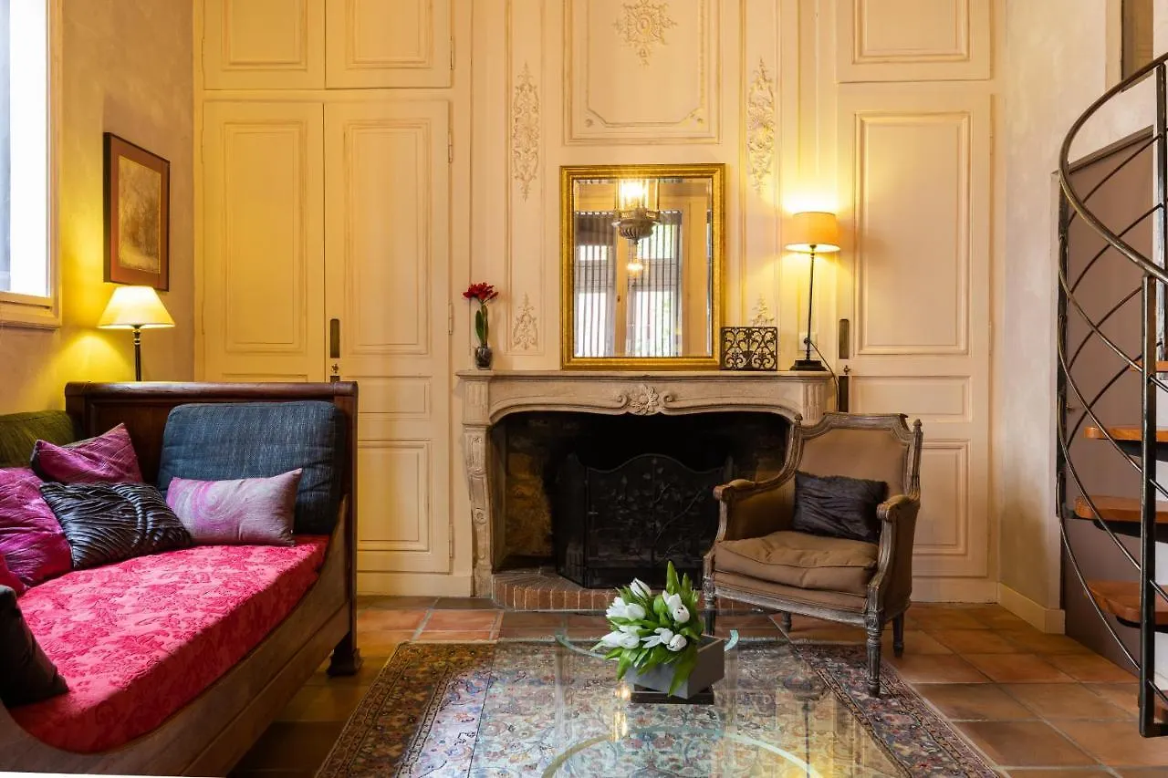 Dify Tour Rose Apartment Lyon France