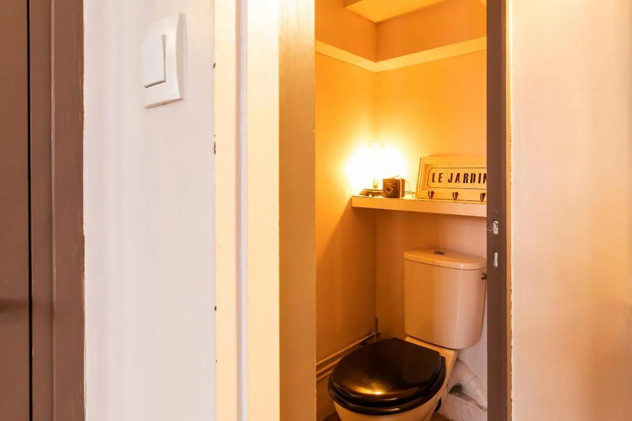 Dify Tour Rose Apartment Lyon France